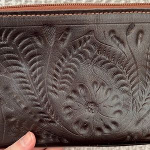 Vintage Floral Hand Tooled Leather Wristlet